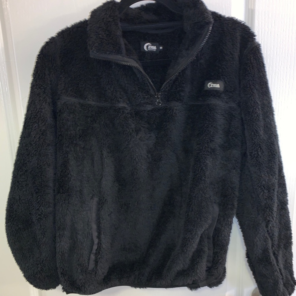 Zyia Pullover